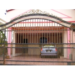 Swing Gate